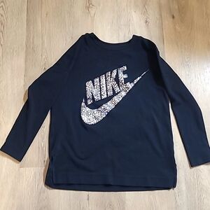 Nike sweather black size M